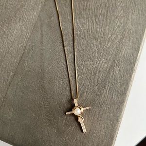 14kt yellow gold cross with pearl pendant and 14kt gold 18” chain